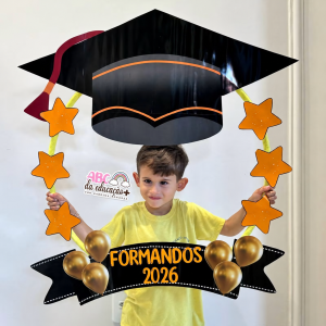 Moldura Bambolê Formandos + Capelo