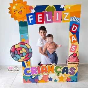 Moldura de Fotos Gigante - Dia das Crianças