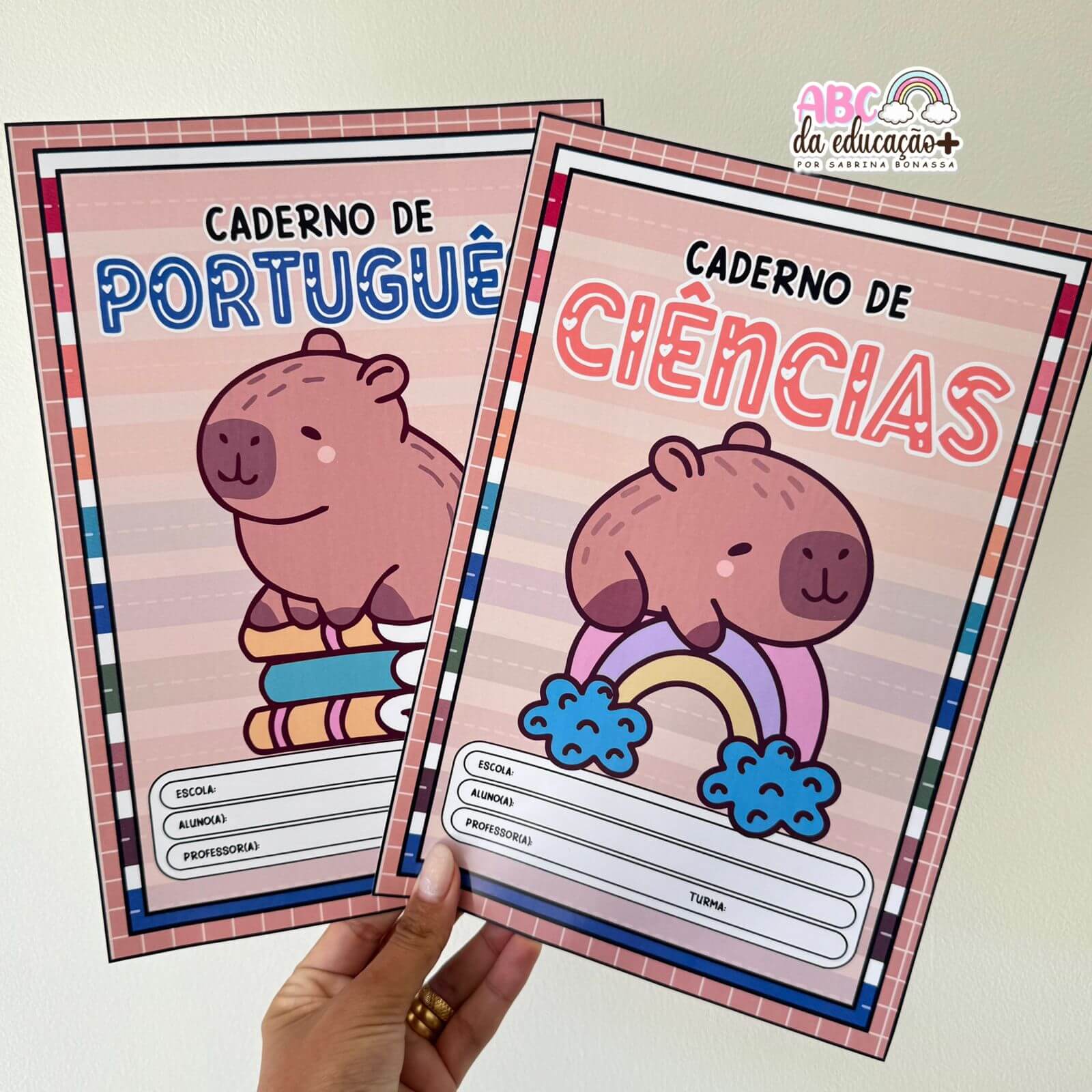 Capinhas de Caderno – Tema Capivara (Coloridas e para Colorir)